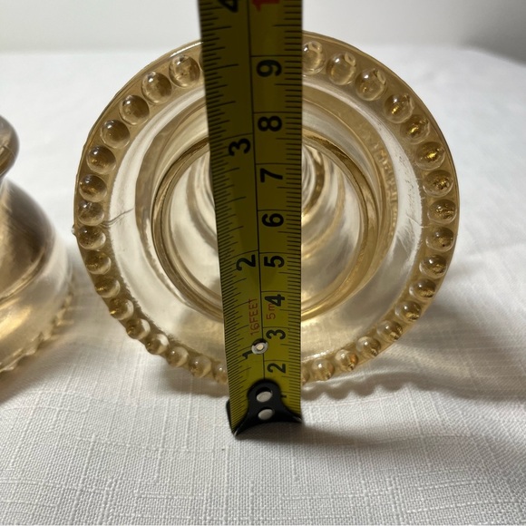 Vintage Glass Insulators. Old. Diamond on front. Ruffled edge. - Picture 5 of 6
